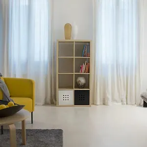 Uma Apartment